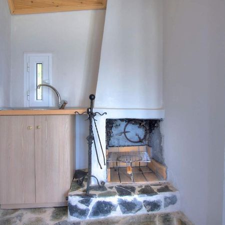 Παραδοσιακό Σπίτι Στο Χωριο Appartement Agioi Deka  Buitenkant foto