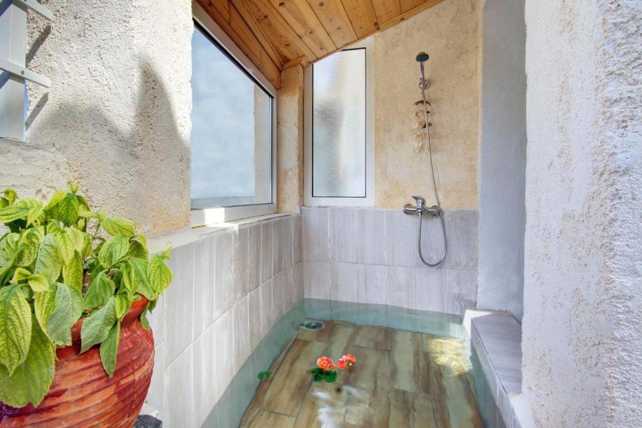 Παραδοσιακό Σπίτι Στο Χωριο Appartement Agioi Deka  Buitenkant foto